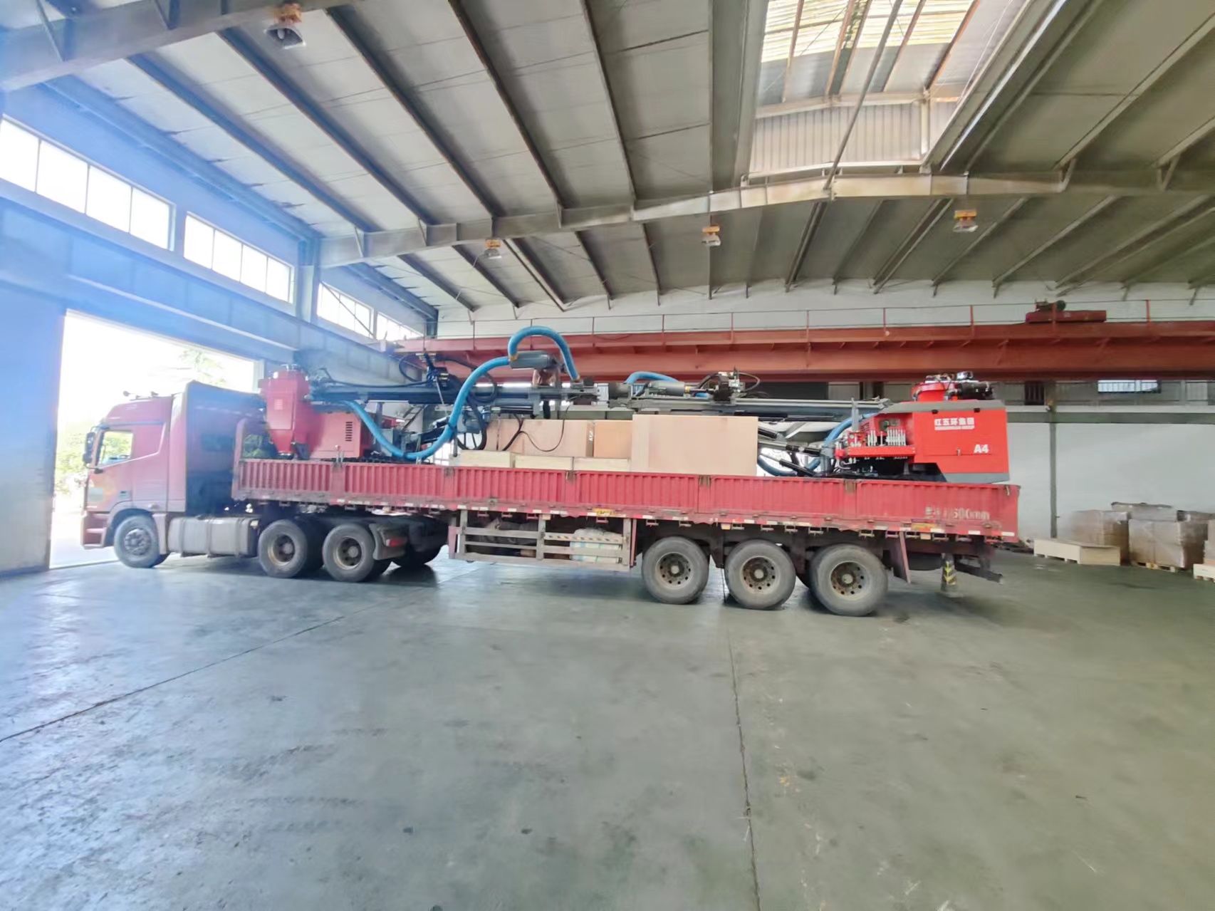 分體式潛孔鉆機A4裝車